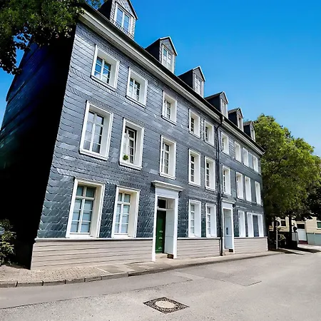 Smart - - Perfect For 4 Guests! - Netflix - Schwebebahn - Free Parking Zone