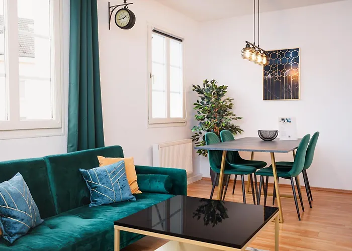 Smart - - Perfect For 4 Guests! - Netflix - Schwebebahn - Free Parking Zone