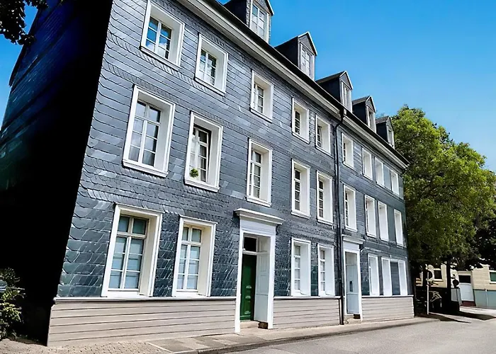 Smart - - Perfect For 4 Guests! - Netflix - Schwebebahn - Free Parking Zone