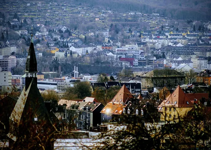 Smart - - Perfect For 4 Guests! - Netflix - Schwebebahn - Free Parking Zone